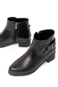 Ayakkabı Aşkı 270-3030 Siyah Toka Aksesuarlı Fermuarlı Günlük Kadın Bot