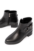 Ayakkabı Aşkı Siyah Toka Aksesuarlı Fermuarlı Günlük Kadın Bot - Ayakkabı Aşkı