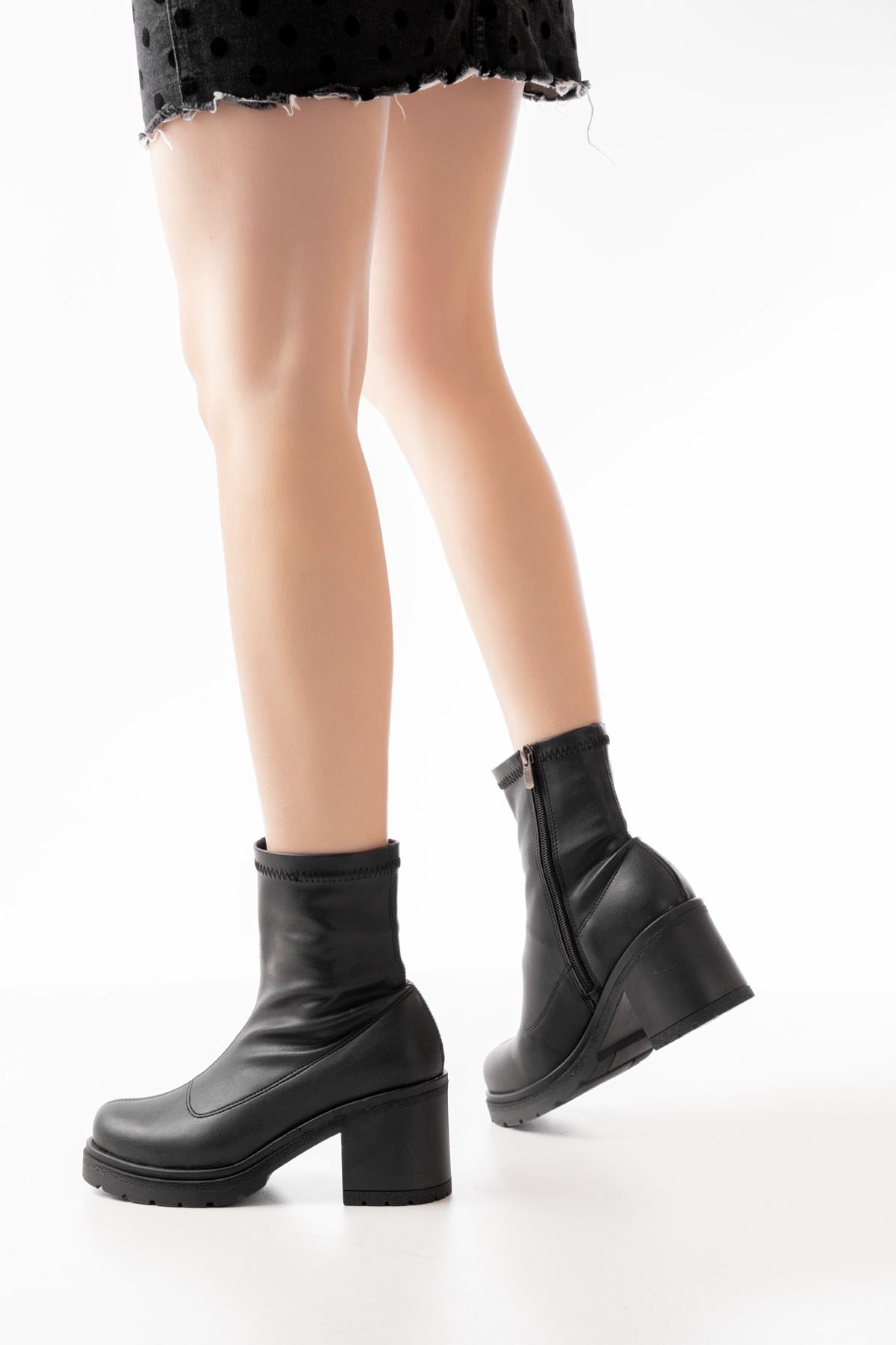 Ayakkabı Aşkı Streç Siyah Fermuarlı Günlük Kadın Bot