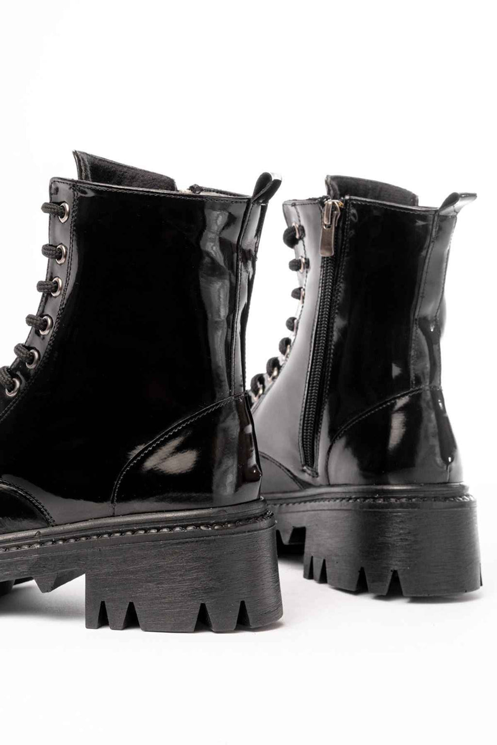 Ayakkabı Aşkı 868-356 Siyah Rugan Bağcıklı Fermuarlı Günlük Kadın Bot