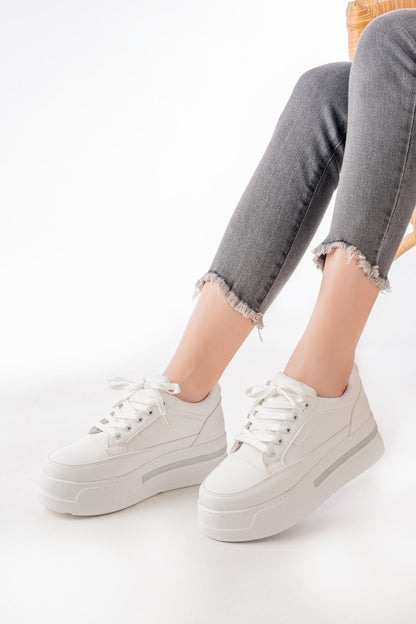 Ayakkabı Aşkı Beyaz Bağcıklı Taban Taş Aksesuarlı Günlük Spor Ayakkabı