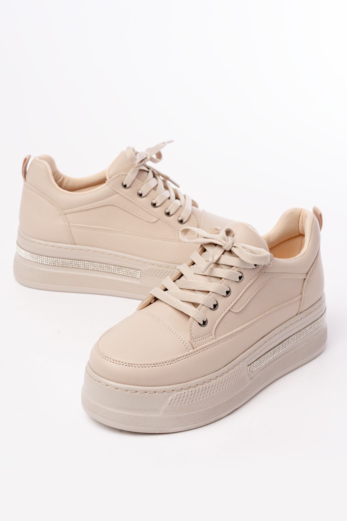 Ayakkabı Aşkı Nut Bağcıklı Taban Taş Aksesuarlı Günlük Spor Ayakkabı - Ayakkabı Aşkı