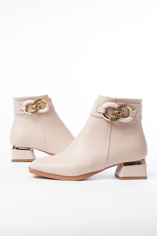 RM-504 Bej Toka Aksesuarlı Topuklu Fermuarlı Günlük Kadın Bot - Bej