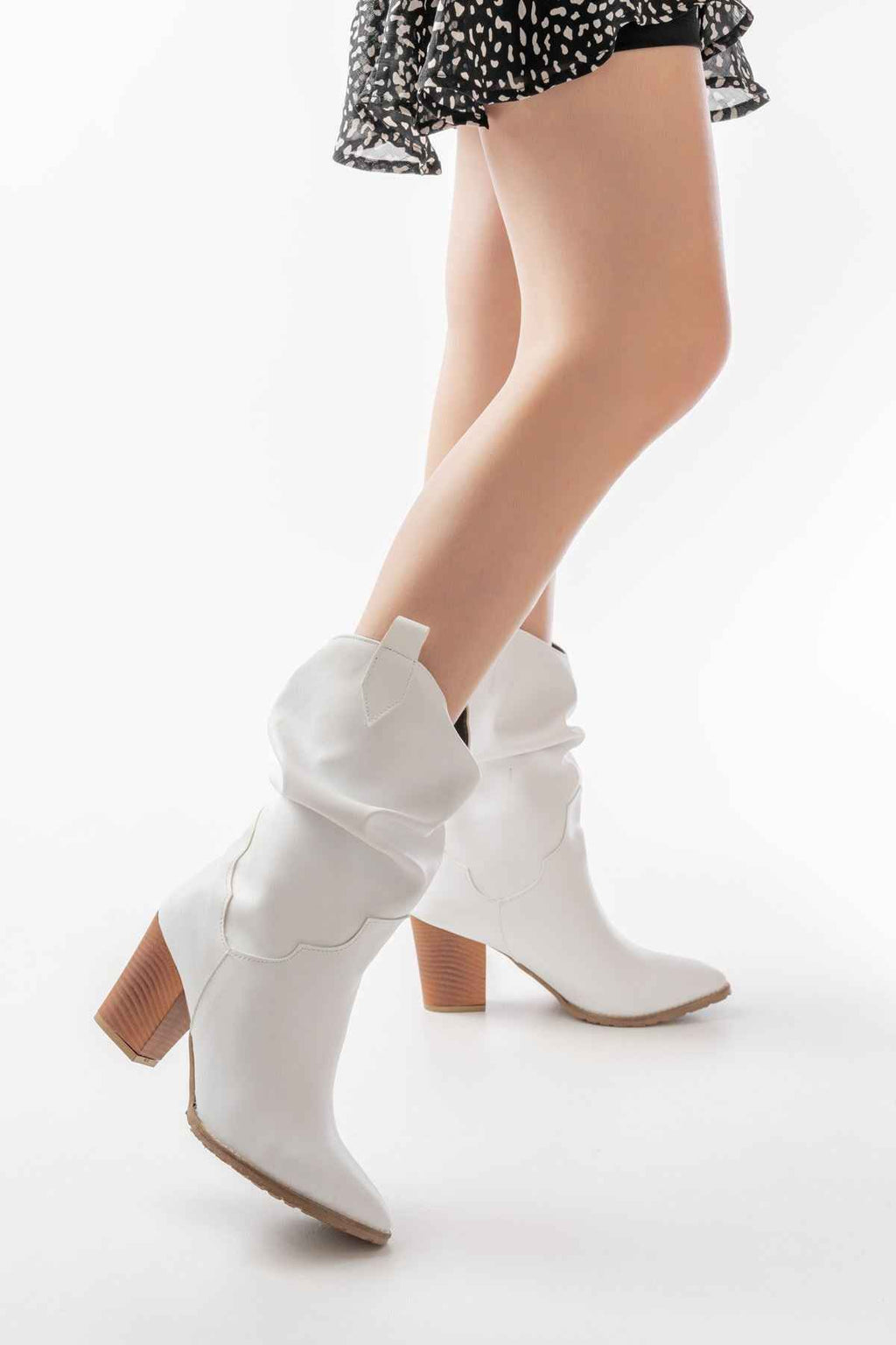 Ayakkabı Aşkı Ls-1860 Beyaz Körüklü Kalın Topuklu Günlük Kadın Bot