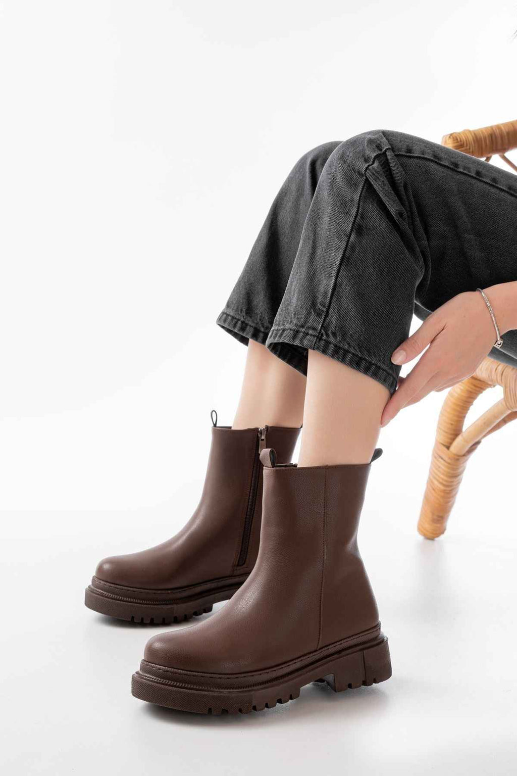 Ayakkabı Aşkı 812-2012 Kahverengi Luna Fermuarlı Günlük Kadın Bot