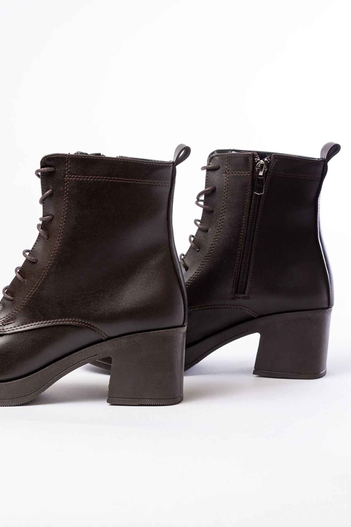 Ayakkabı Aşkı 5109-3025 Kahverengi Bağcıklı Fermuarlı Kalın Topuklu Günlük Kadın Bot