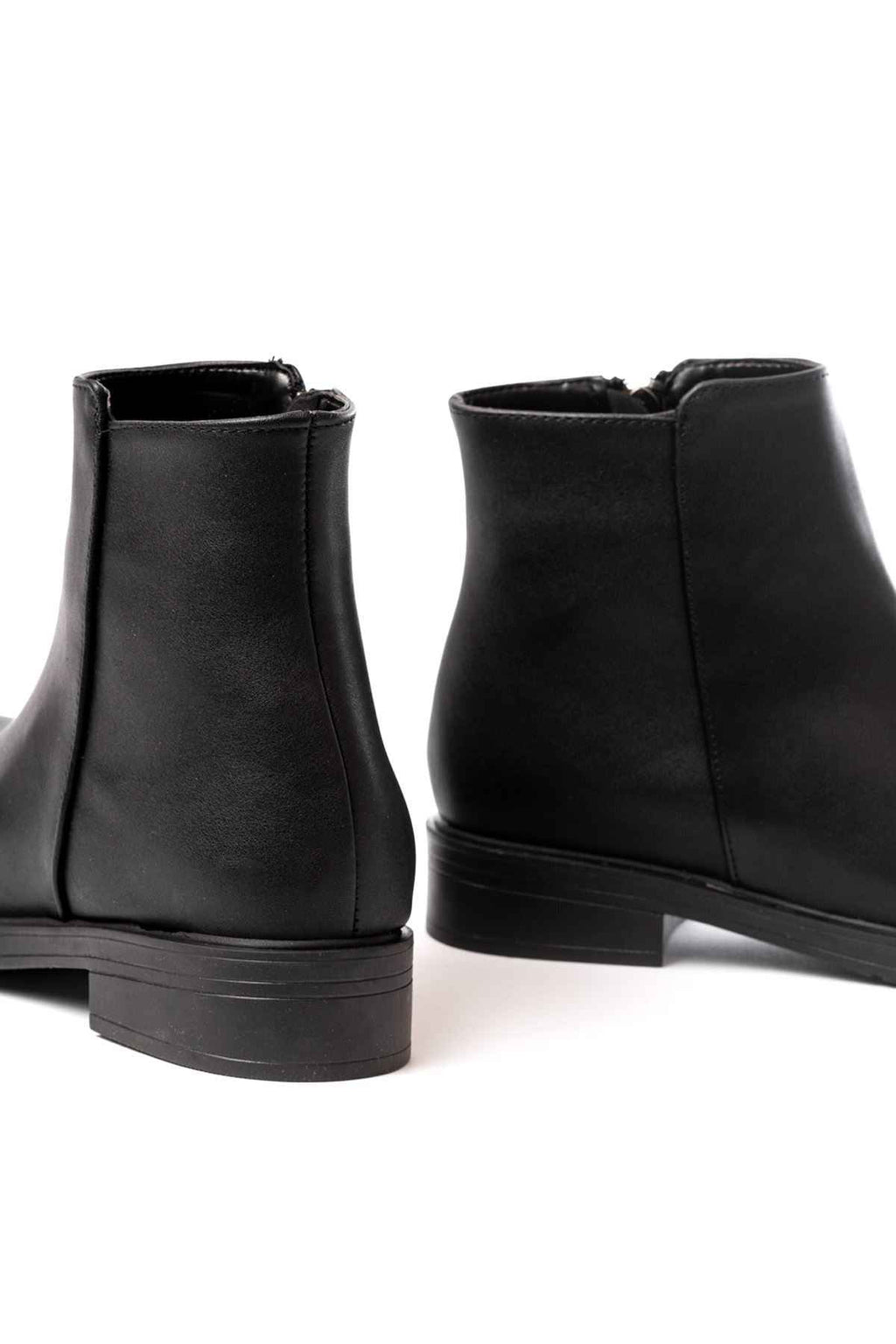 Ayakkabı Aşkı 165-204 Siyah Fermuarlı Günlük Kadın Bot