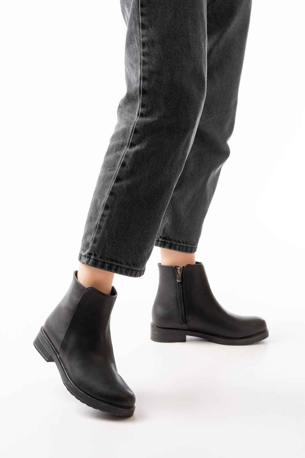 Ayakkabı Aşkı 165-204 Siyah Fermuarlı Günlük Kadın Bot