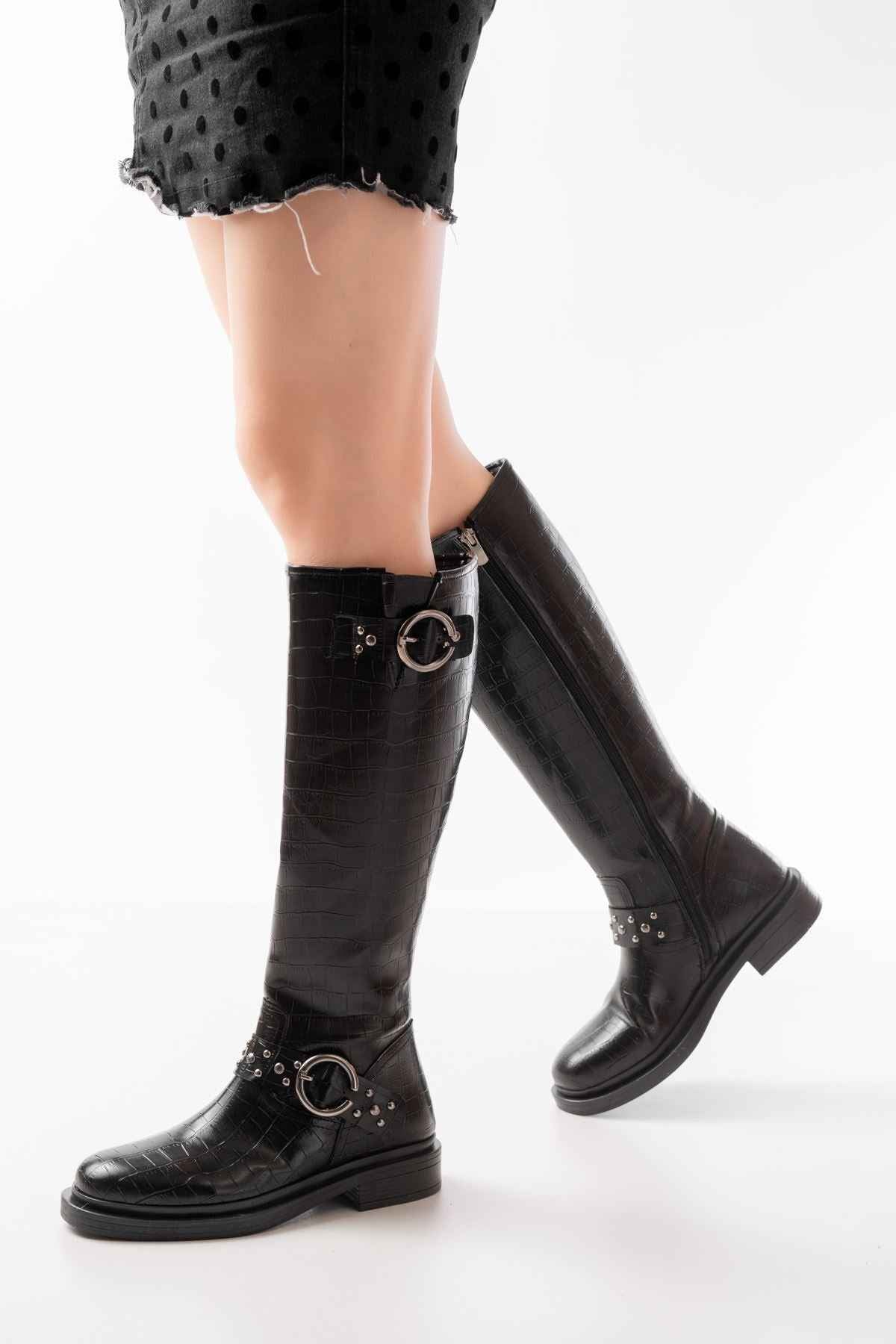 Ayakkabı Aşkı 2024-3004 Siyah Kroko Toka Aksesuarlı Lastikli Fermuarlı Günlük Kadın Çizme