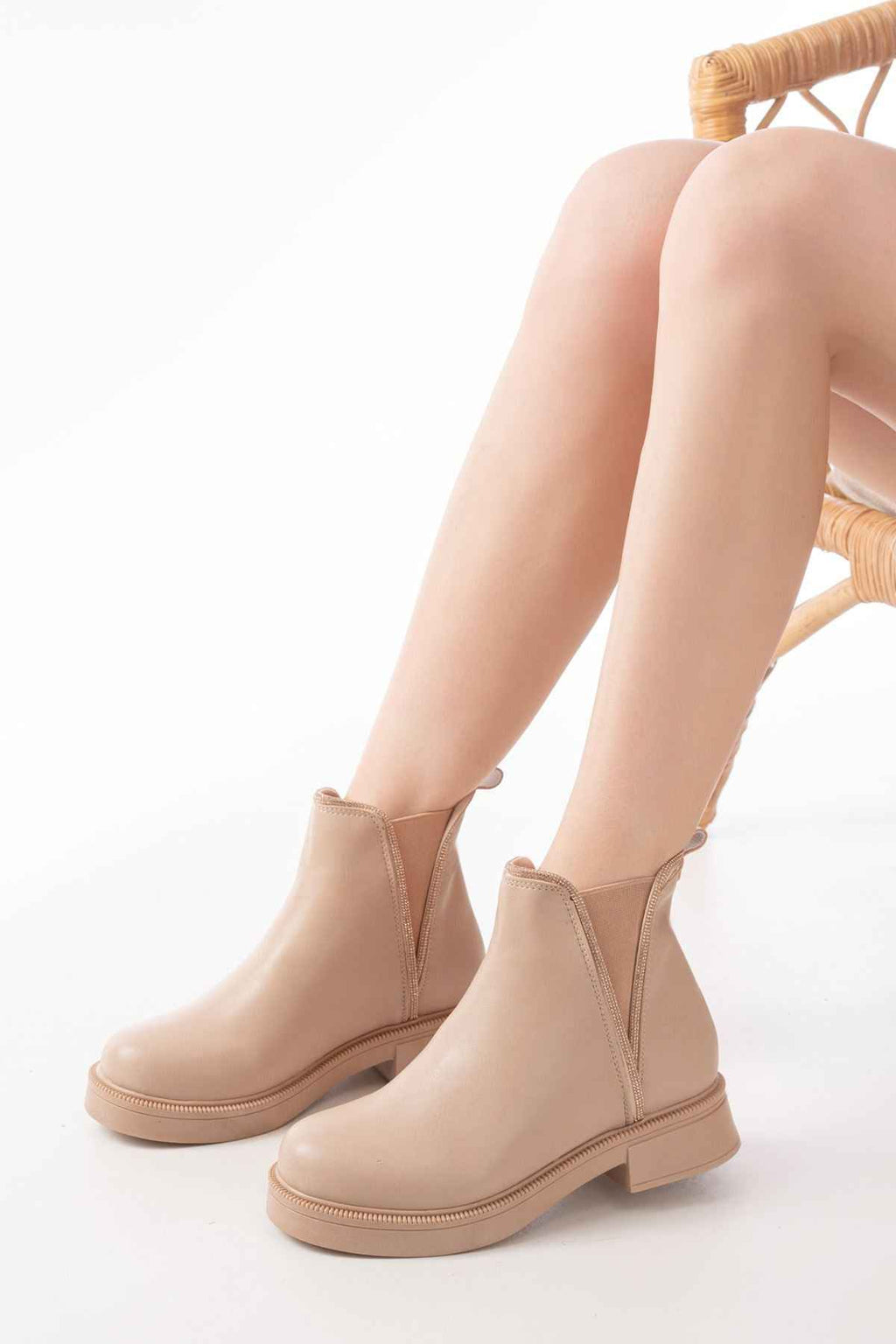 Ayakkabı Aşkı 02-02 Nut Taş Aksesuarlı Lastikli Günlük Kadın Bot