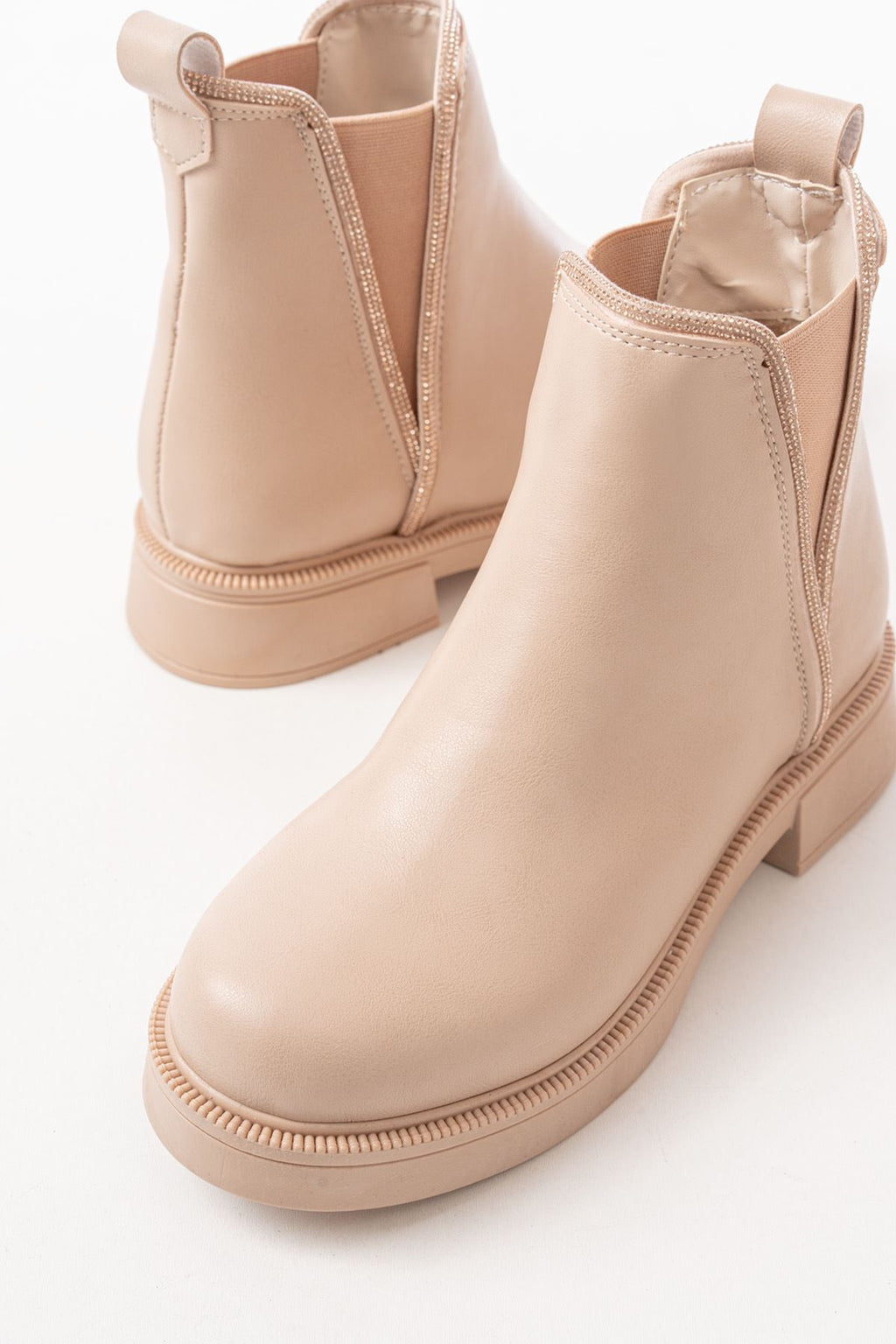 Ayakkabı Aşkı Nut Taş Aksesuarlı Lastikli Günlük Kadın Bot - Ayakkabı Aşkı