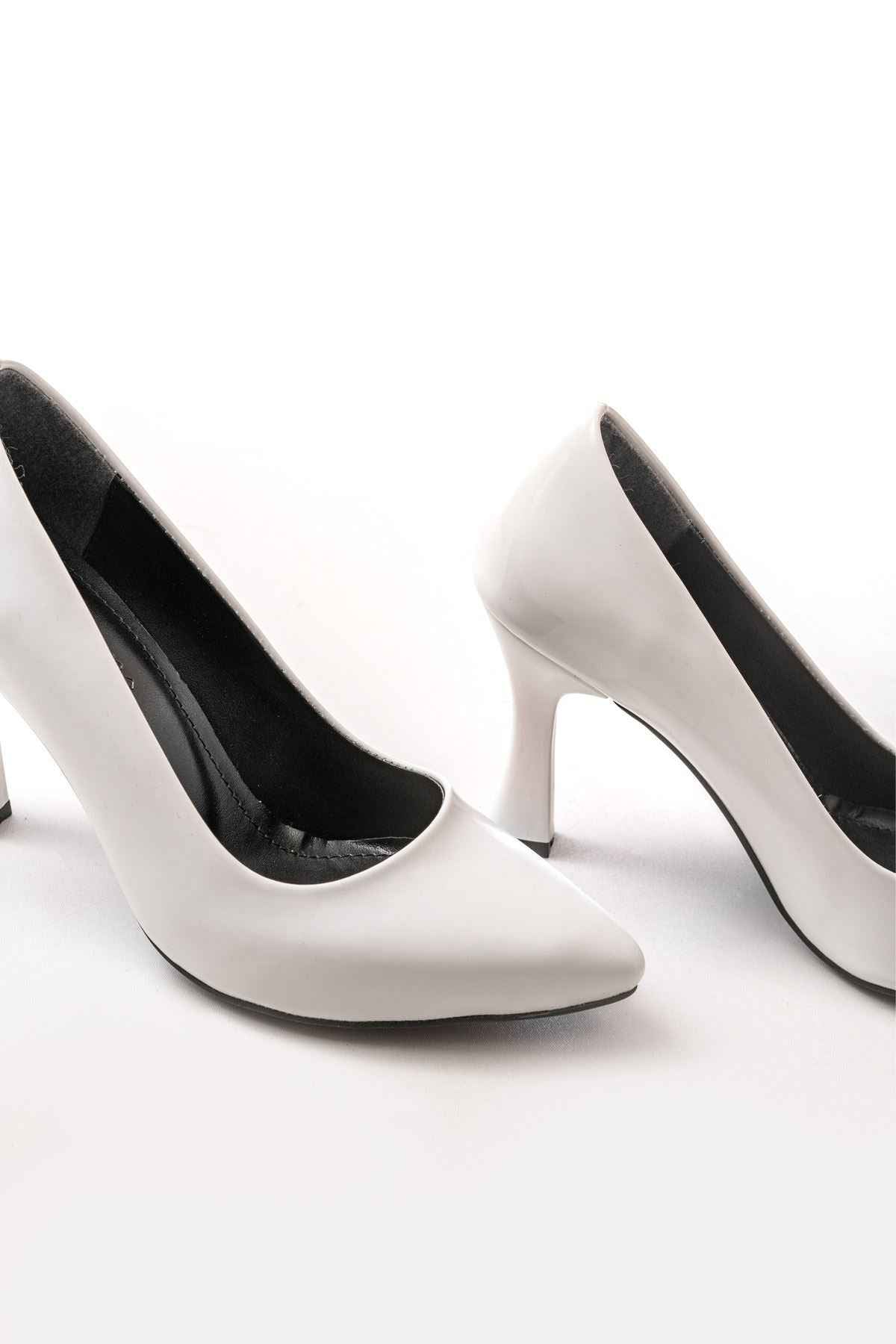 Ayakkabı Aşkı St-001 Beyaz Rugan Günlük 9 Cm Topuklu Bayan Stiletto Ayakkabı