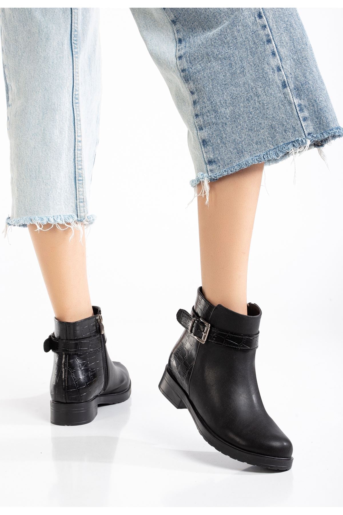 Ayakkabı Aşkı 165-204/1 Siyaha Kroko Toka Aksesuarlı Fermuarlı Günlük Kadın Bot - Ayakkabı Aşkı