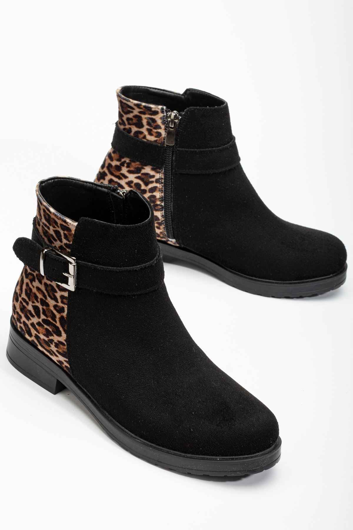 Ayakkabı Aşkı 165-204/1 Siyah Süete Leopar Toka Aksesuarlı Fermuarlı Günlük Kadın Bot