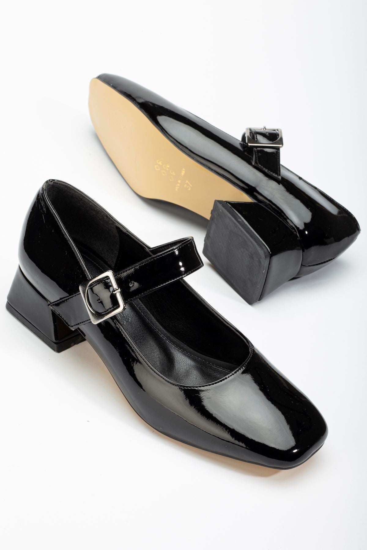 Ayakkabı Aşkı Siyah Rugan Günlük 4 cm Topuklu Bayan Ayakkabı