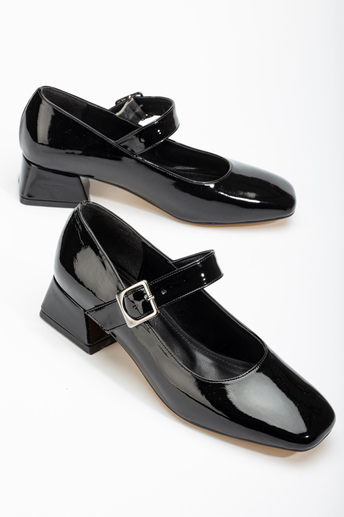 Ayakkabı Aşkı Siyah Rugan Günlük 4 cm Topuklu Bayan Ayakkabı