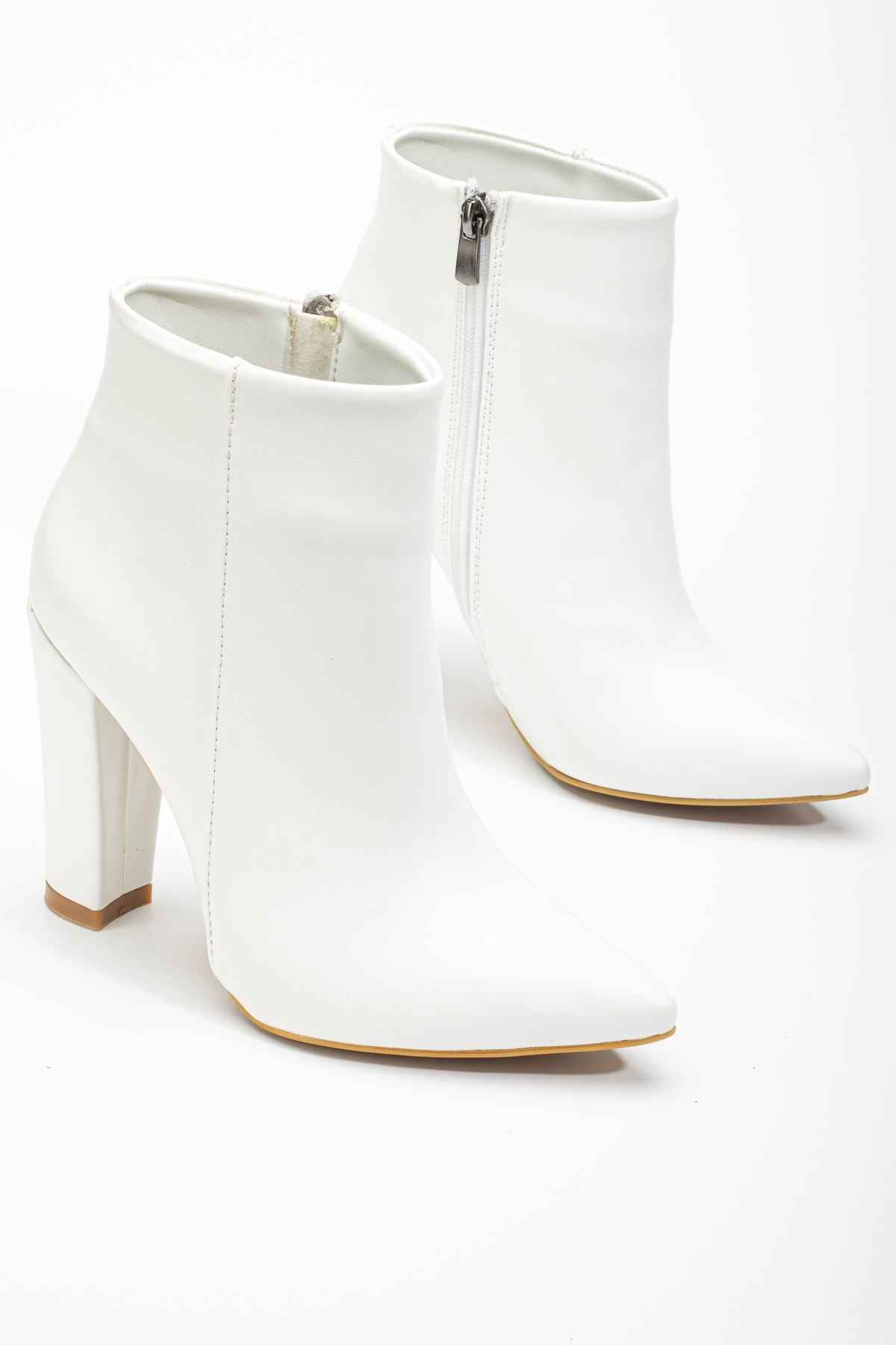 Ayakkabı Aşkı Vrt-4801 Beyaz Yüksek Kalın Topuklu Fermuarlı Kadın Bot