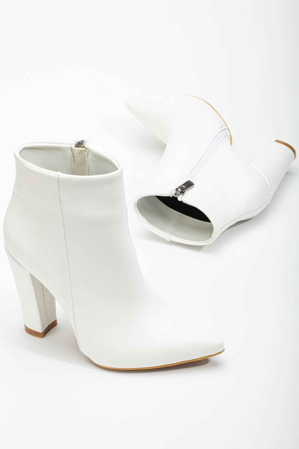 Ayakkabı Aşkı Vrt-4801 Beyaz Yüksek Kalın Topuklu Fermuarlı Kadın Bot