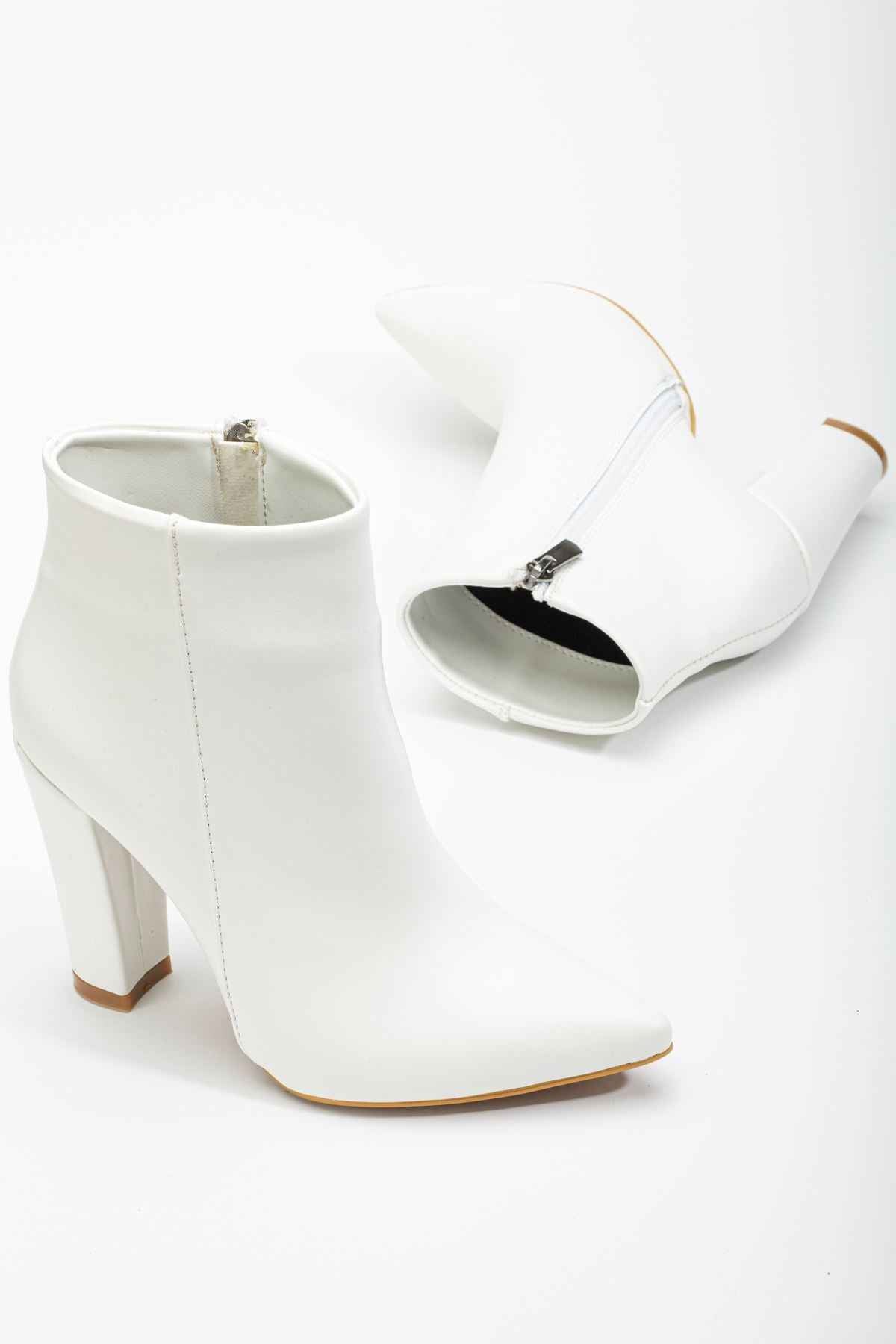 Ayakkabı Aşkı Vrt-4801 Beyaz Yüksek Kalın Topuklu Fermuarlı Kadın Bot