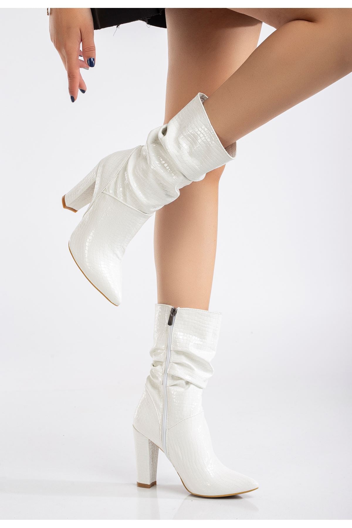 Ayakkabı Aşkı Beyaz Kroko Yüksek Kalın Topuklu Körüklü Fermuarlı Kadın Bot - Ayakkabı Aşkı