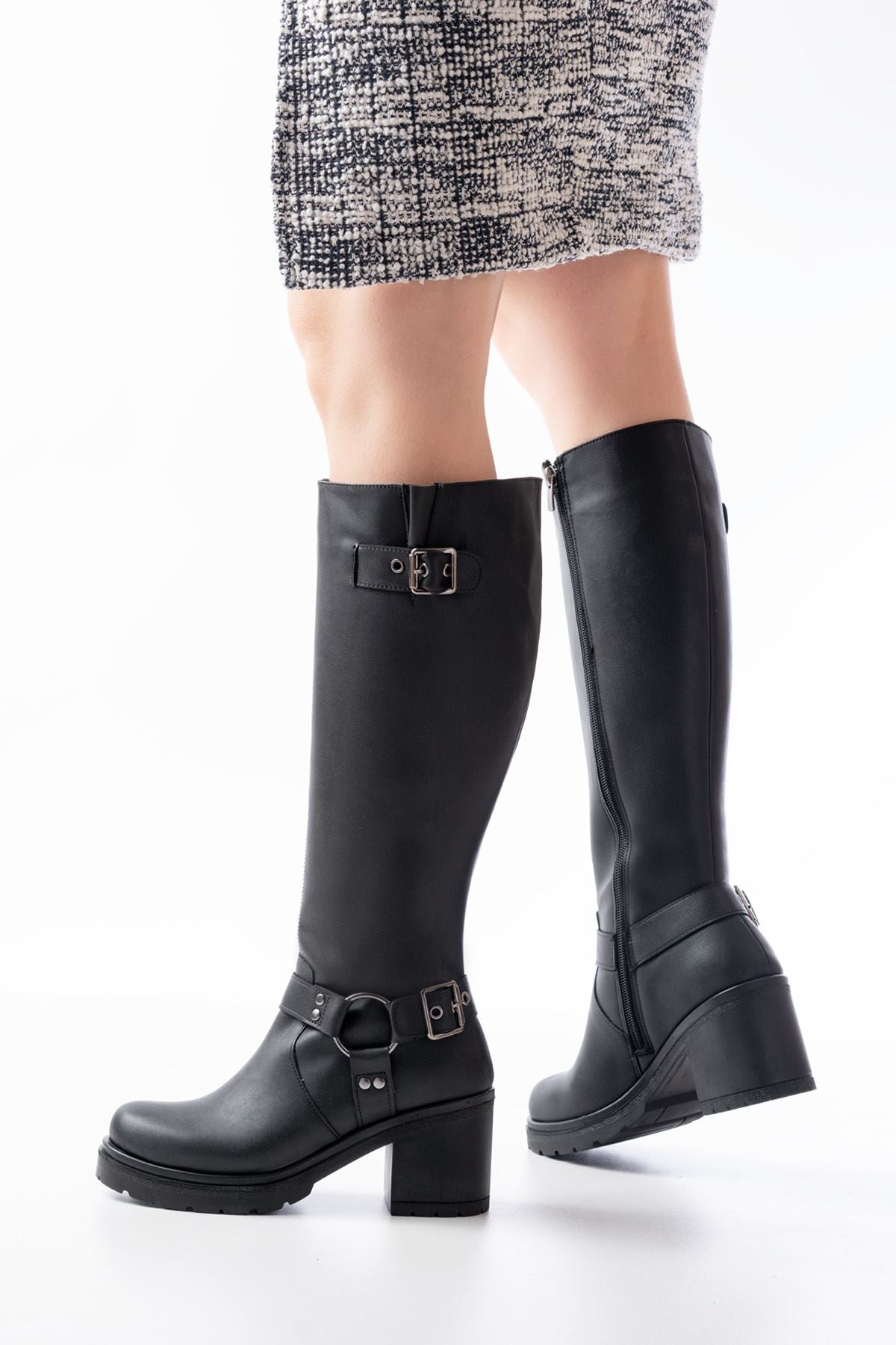 Ayakkabı Aşkı Siyah Toka Aksesuarlı Fermuarlı Günlük Kalın Topuklu Kadın Bot