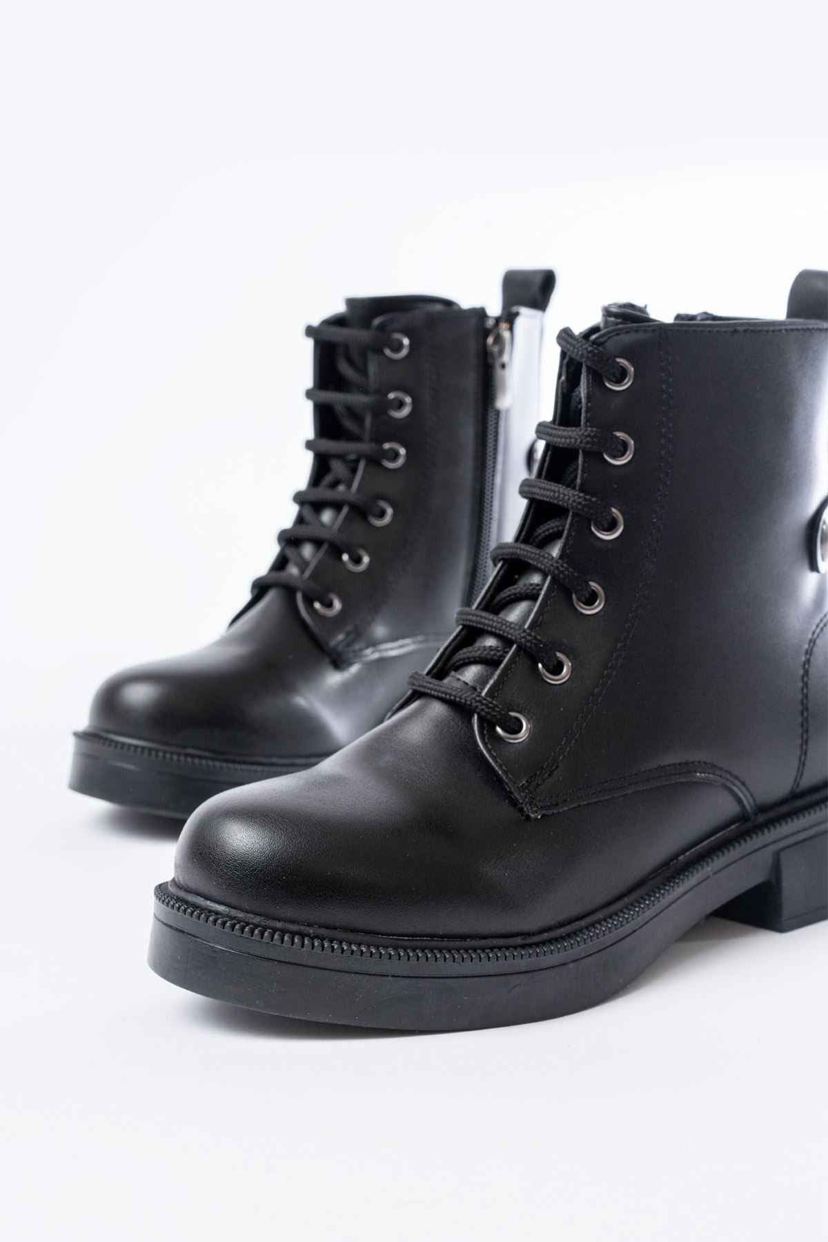 Ayakkabı Aşkı 02-2003 Siyah Bağcıklı Fermuarlı Günlük Kadın Bot