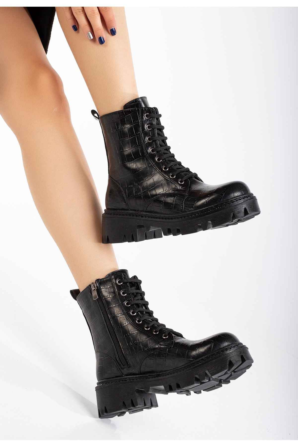 Ayakkabı Aşkı 868-2289 Siyah Kroko Bağcıklı Fermuarlı Günlük Kadın Bot
