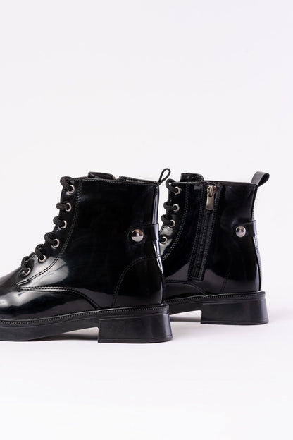 Ayakkabı Aşkı Siyah Rugan Bağcıklı Fermuarlı Günlük Kadın Bot