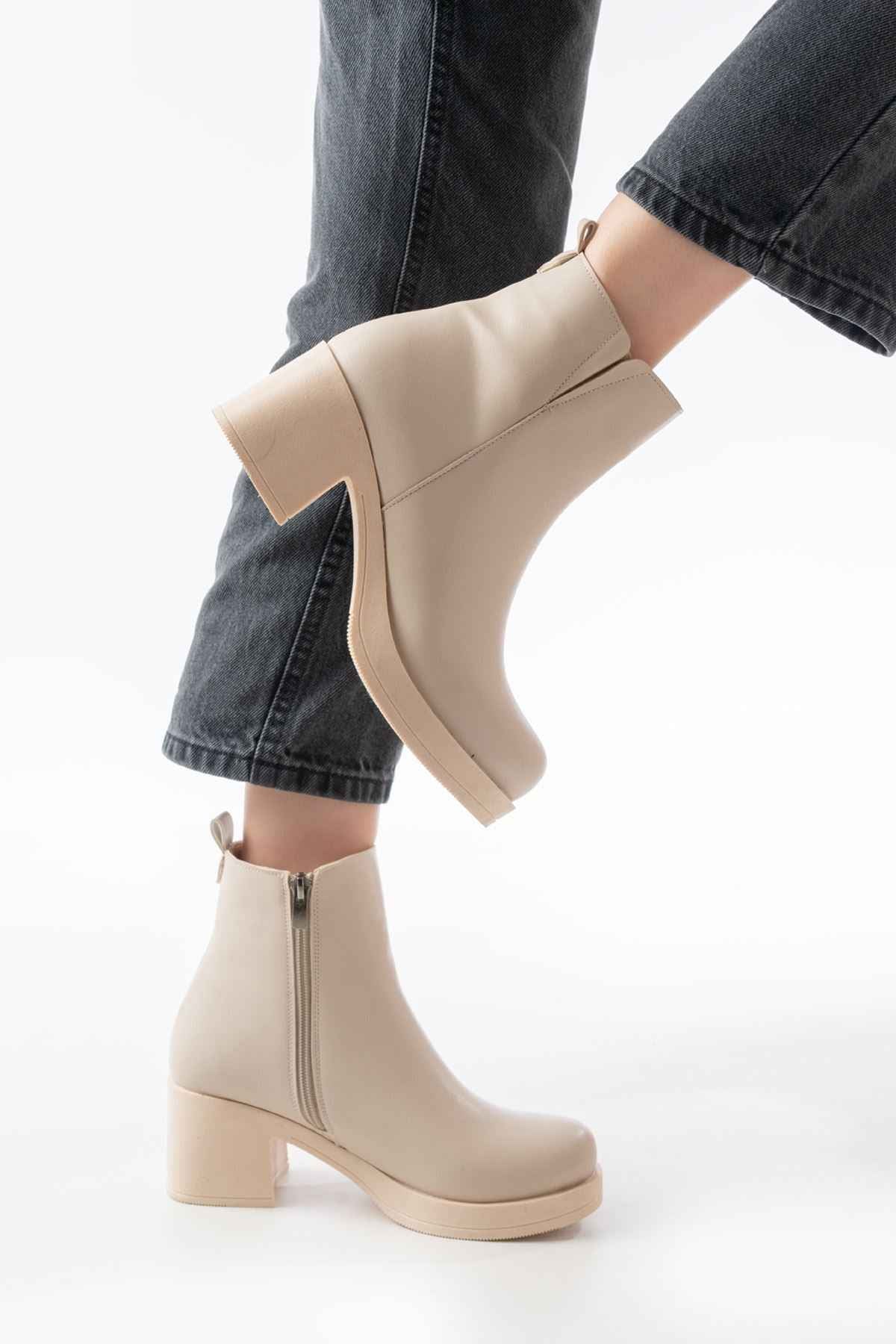 Ayakkabı Aşkı 5109-3057 Bej Lastikli Fermuarlı Kalın Topuklu Günlük Kadın Bot