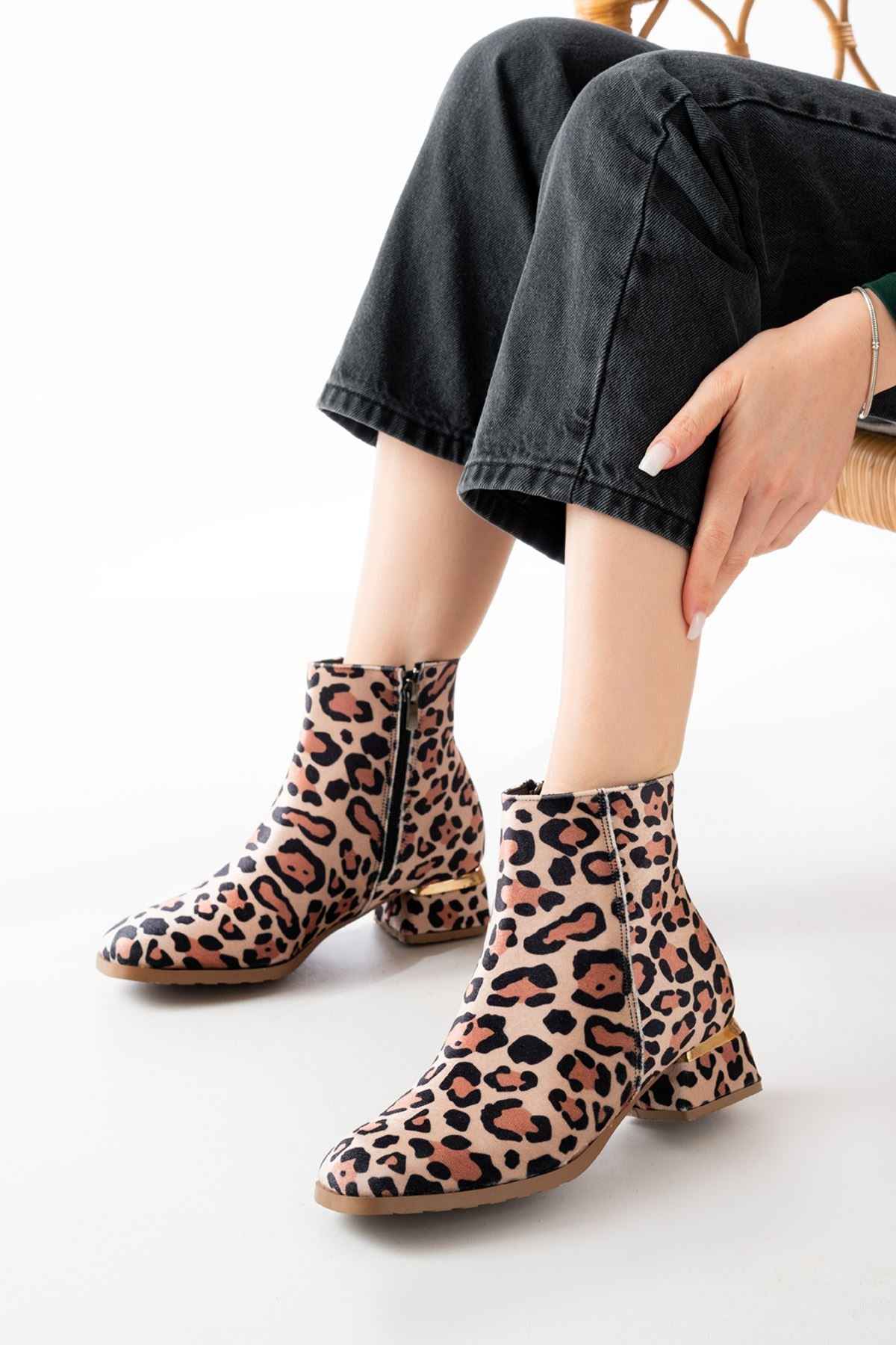 Ayakkabı Aşkı Rm-500 Leopar Topuklu Fermuarlı Günlük Kadın Bot