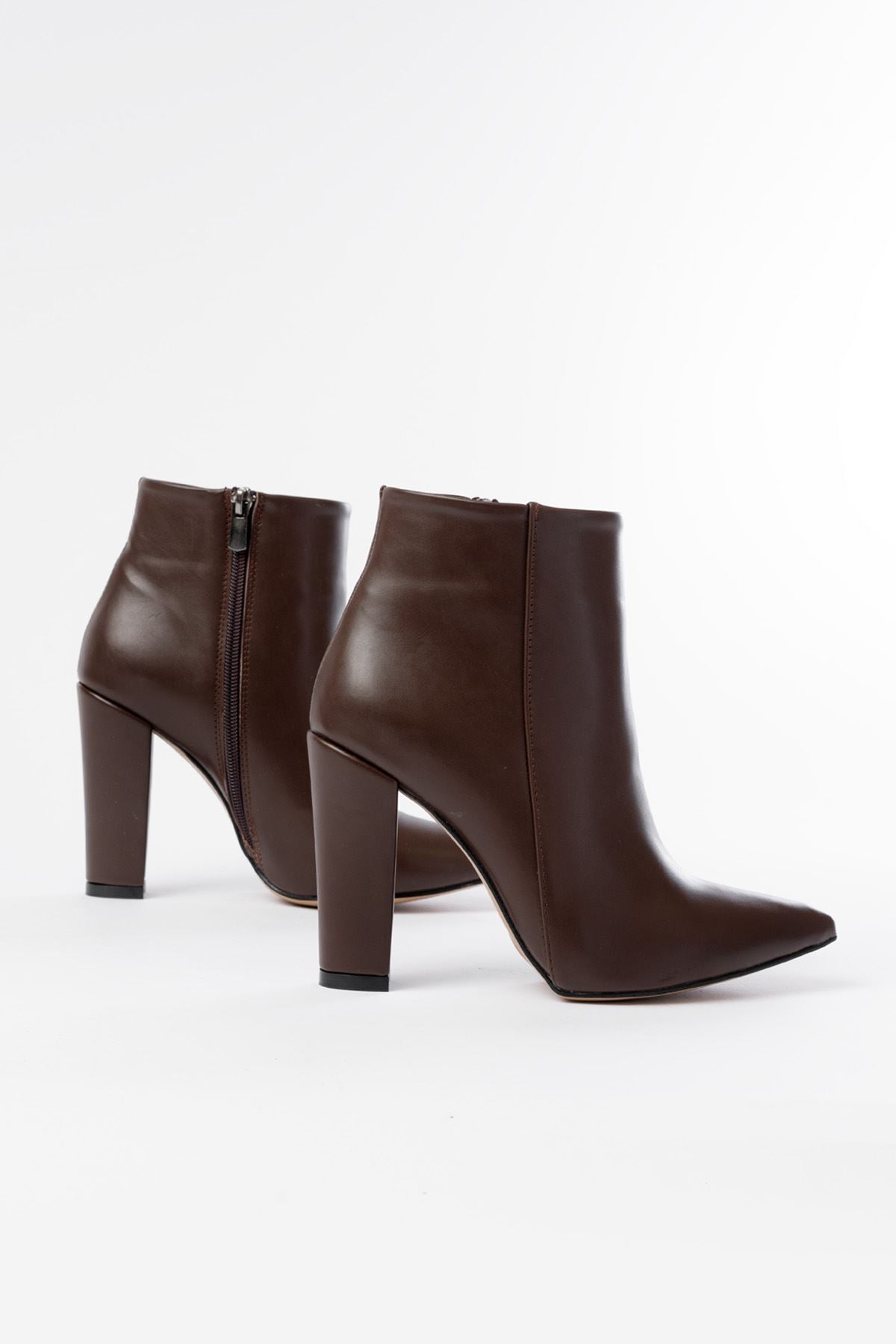 Ayakkabı Aşkı Kahverengi Yüksek Kalın Topuklu Fermuarlı Kadın Bot - Ayakkabı Aşkı