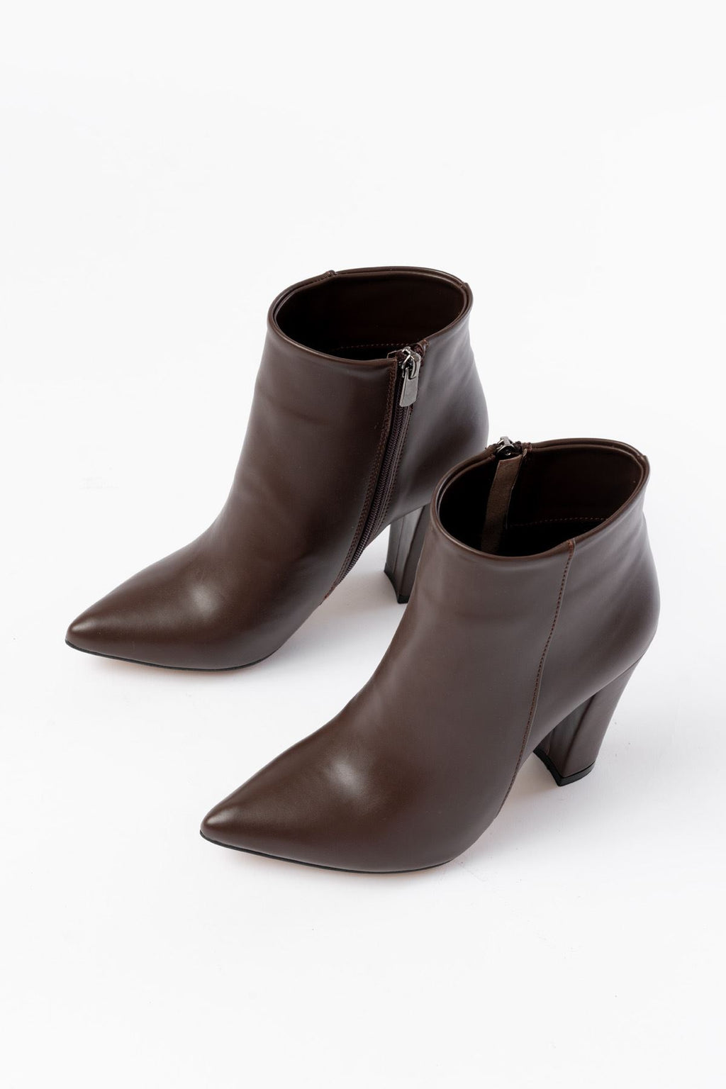 Ayakkabı Aşkı Kahverengi Yüksek Kalın Topuklu Fermuarlı Kadın Bot - Ayakkabı Aşkı