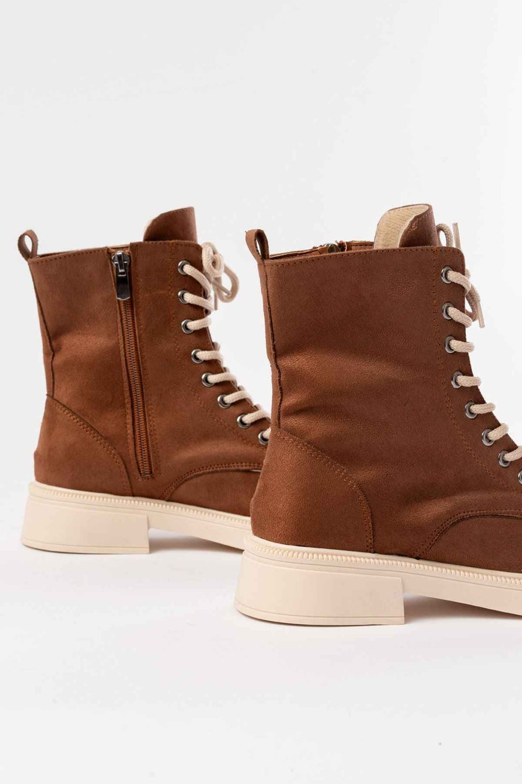 Ayakkabı Aşkı 02-356 Taba Süet Düz Topuklu Bağcıklı Fermuarlı Günlük Kadın Bot