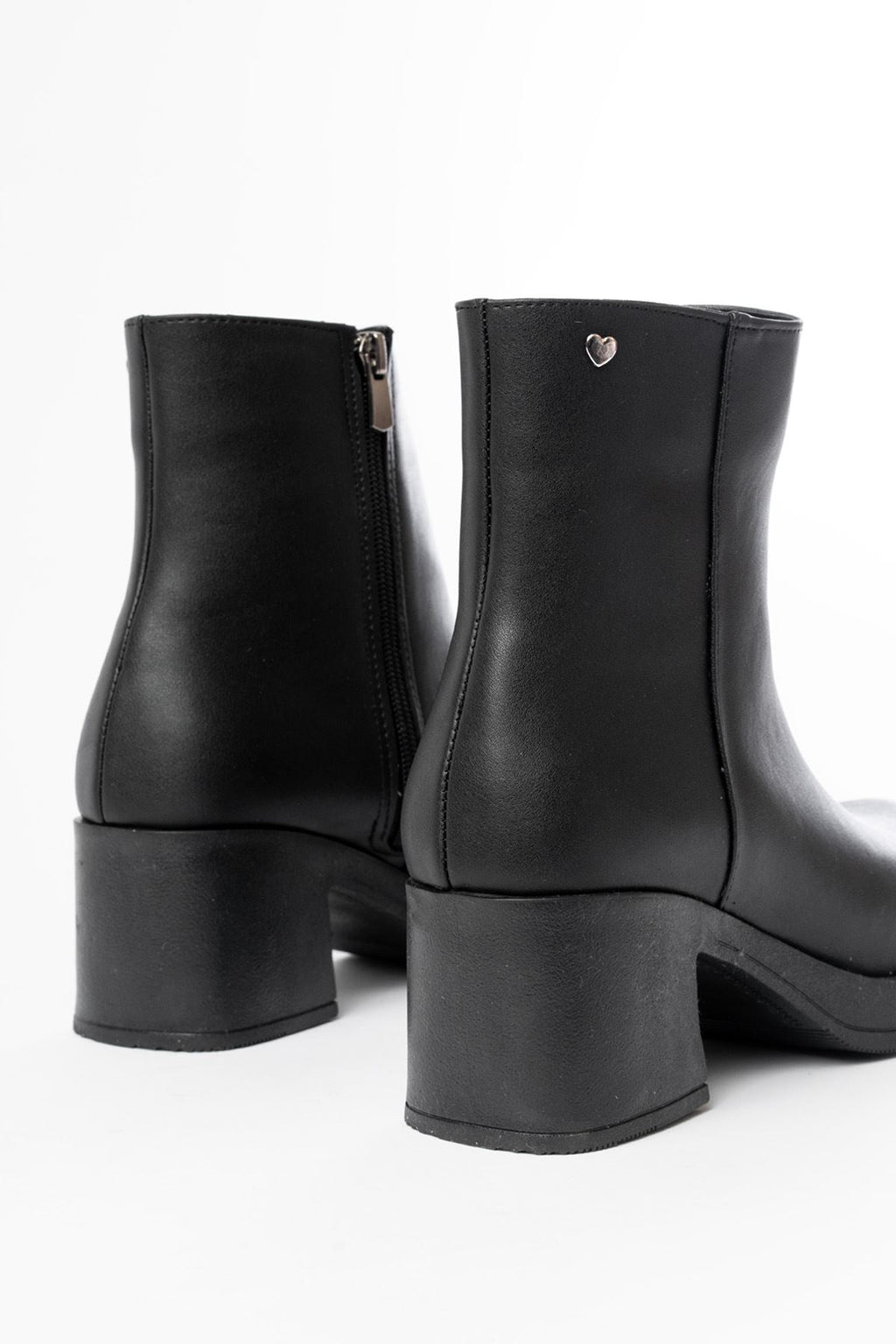Ayakkabı Aşkı Siyah Fermuarlı Kalın Topuklu Günlük Kadın Bot