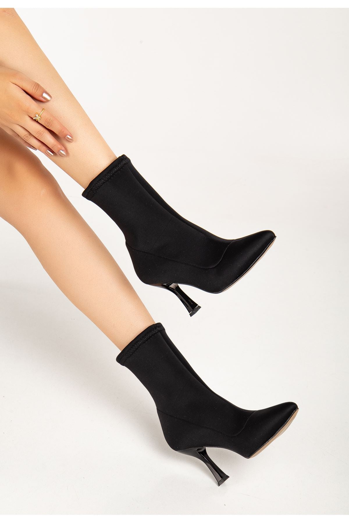 Ayakkabı Aşkı Siyah Dalgıç Yüksek İnce Topuklu Streç Kadın Bot