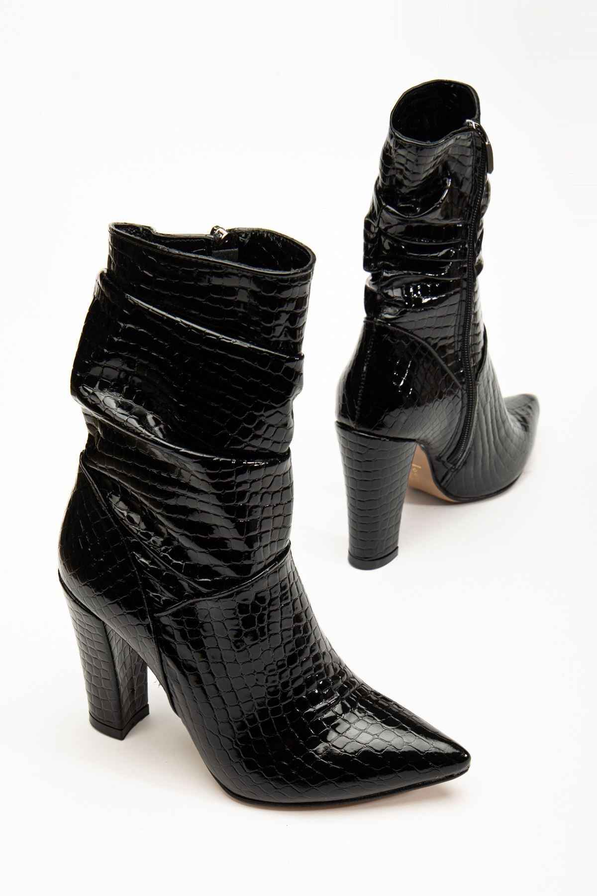 Ayakkabı Aşkı Vrt-4815 Siyah Kroko Yüksek Kalın Topuklu Körüklü Fermuarlı Kadın Bot