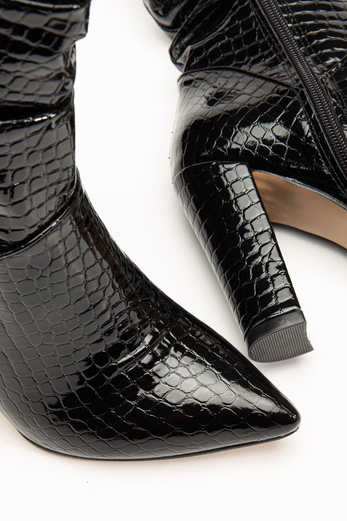 Ayakkabı Aşkı Siyah Kroko Yüksek Kalın Topuklu Körüklü Fermuarlı Kadın Bot