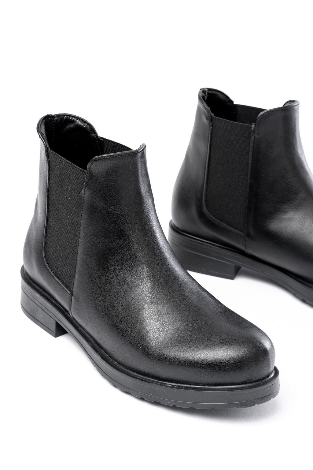 Ayakkabı Aşkı Siyah Lastikli Günlük Kadın Bot