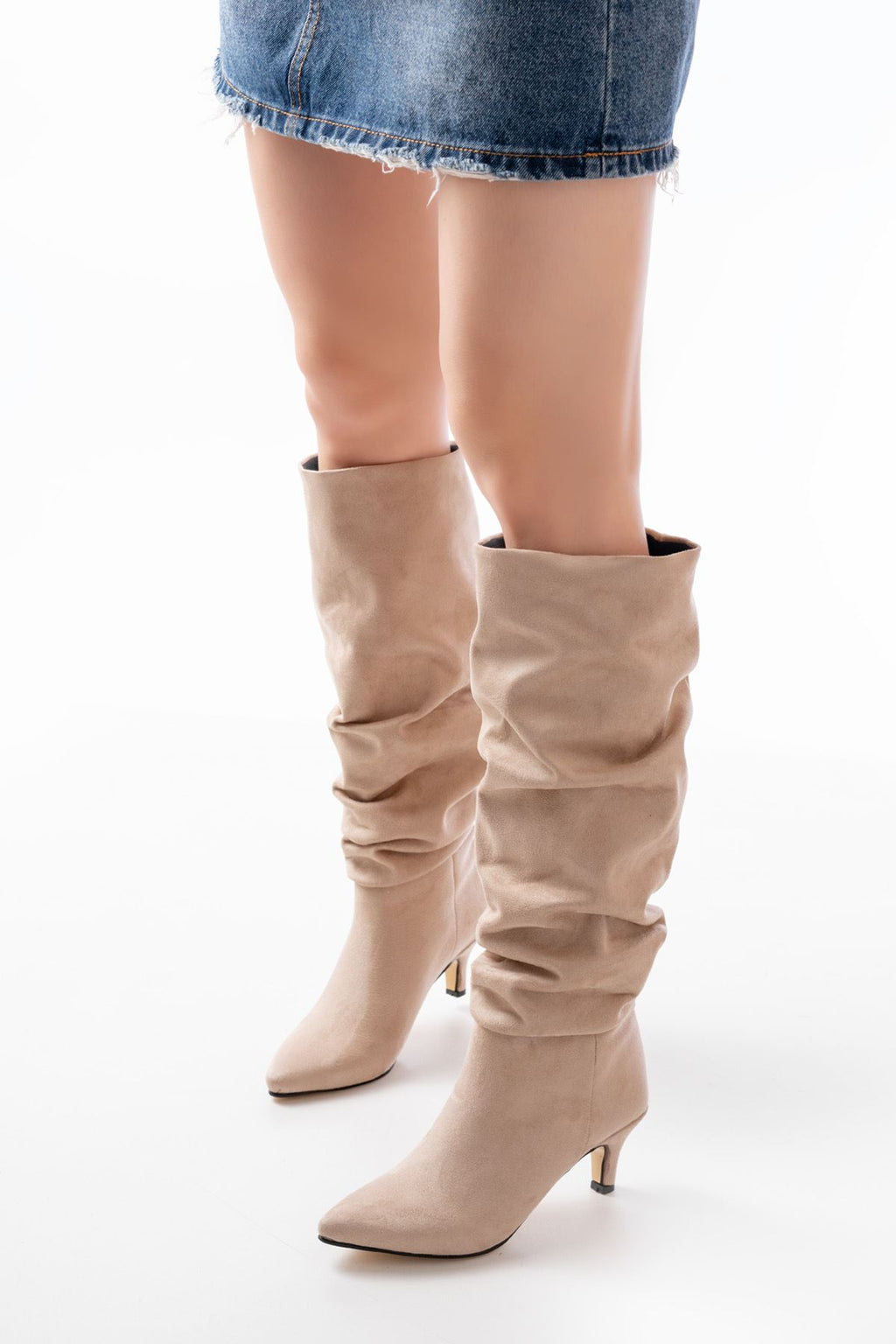 Ayakkabı Aşkı Bej Süet İnce Topuklu Günlük Bayan Çizme - Ayakkabı Aşkı