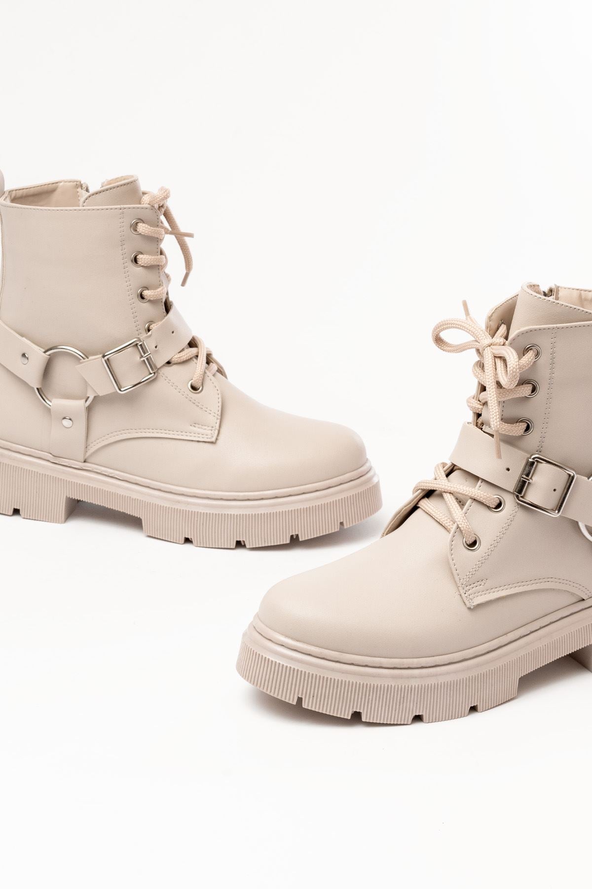 Ayakkabı Aşkı Bej Toka Aksesuarlı Fermuarlı Günlük Kadın Bot - Ayakkabı Aşkı