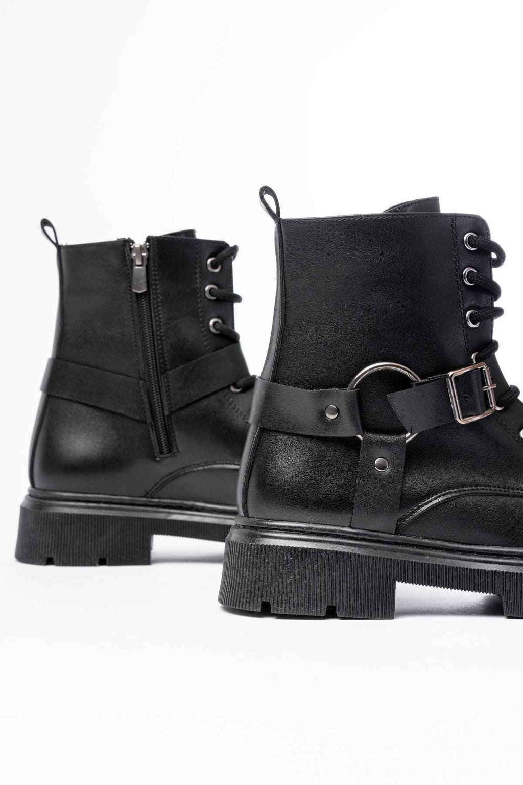 Ayakkabı Aşkı 508-3038 Siyah Toka Aksesuarlı Fermuarlı Günlük Kadın Bot