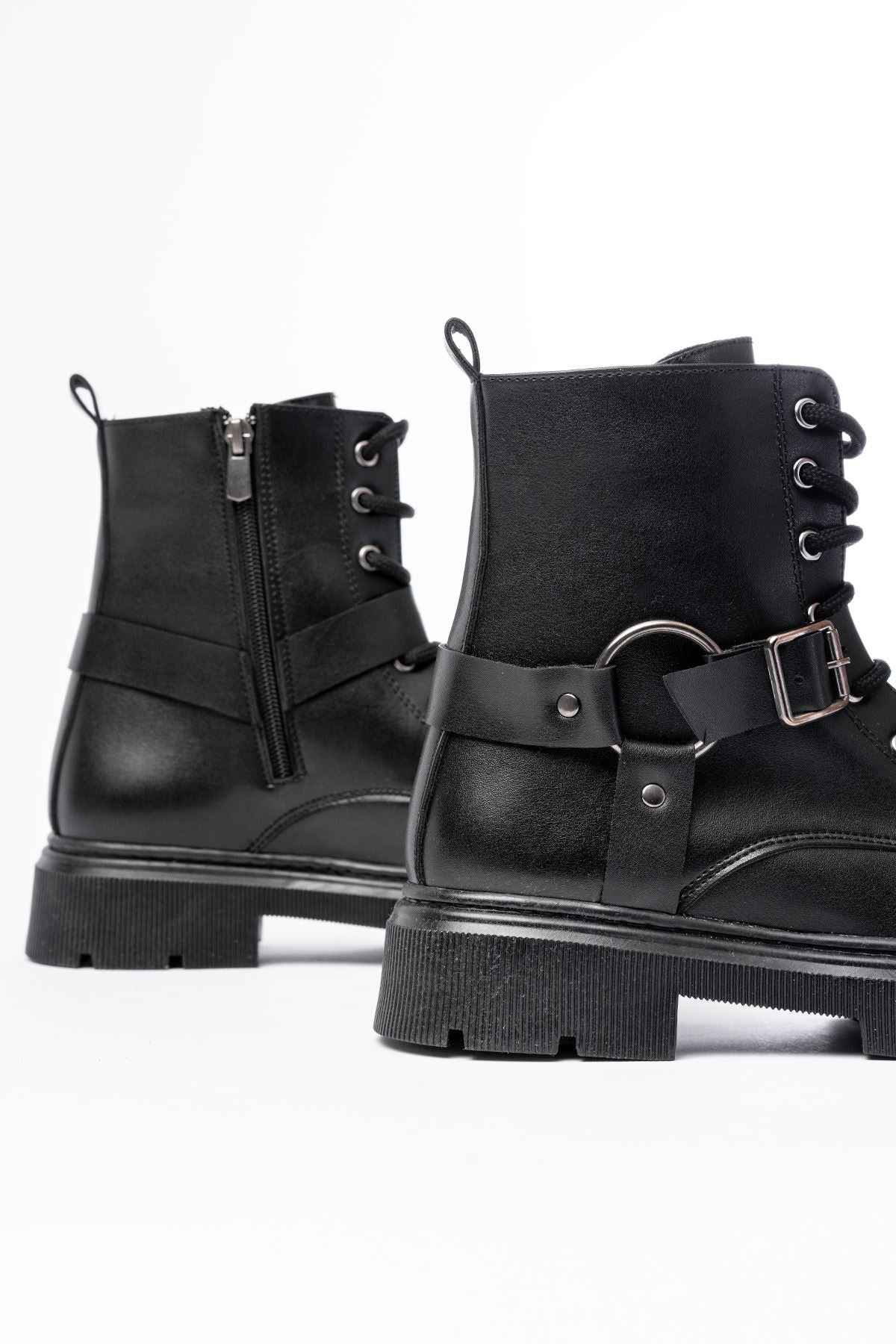 Ayakkabı Aşkı 508-3038 Siyah Toka Aksesuarlı Fermuarlı Günlük Kadın Bot