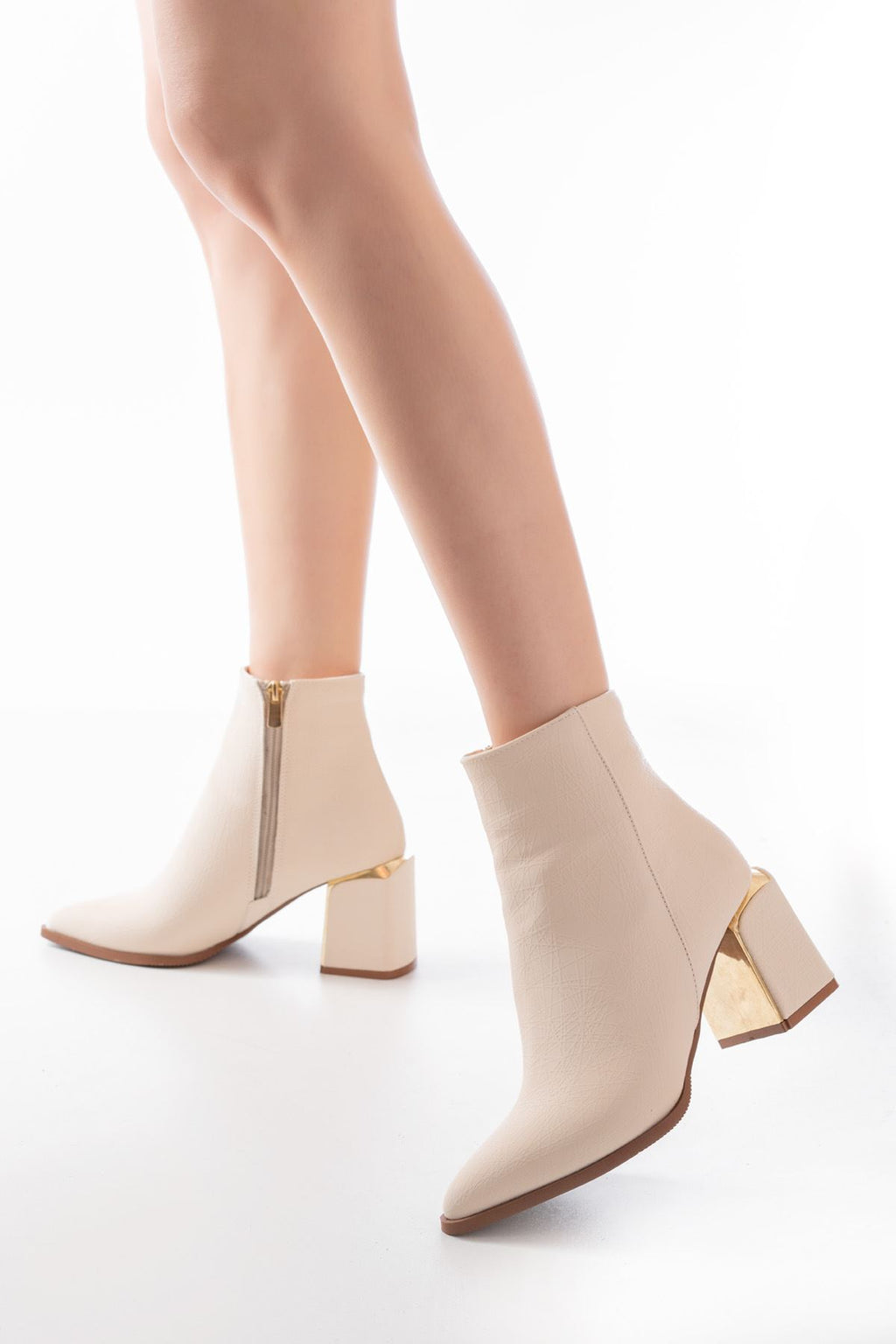 Ayakkabı Aşkı Bej Fermuarlı Topuklu Kadın Günlük Bot - Ayakkabı Aşkı