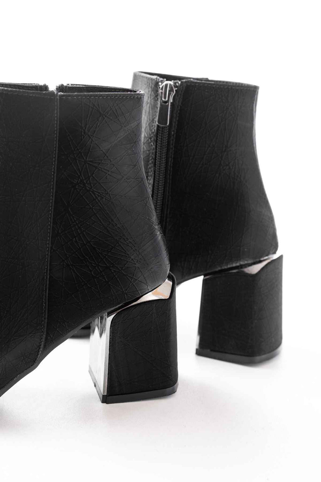 Ayakkabı Aşkı Dnz-410 Siyah Fermuarlı Topuklu Kadın Günlük Bot