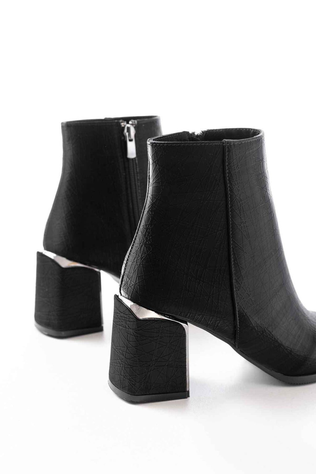 Ayakkabı Aşkı Dnz-410 Siyah Fermuarlı Topuklu Kadın Günlük Bot