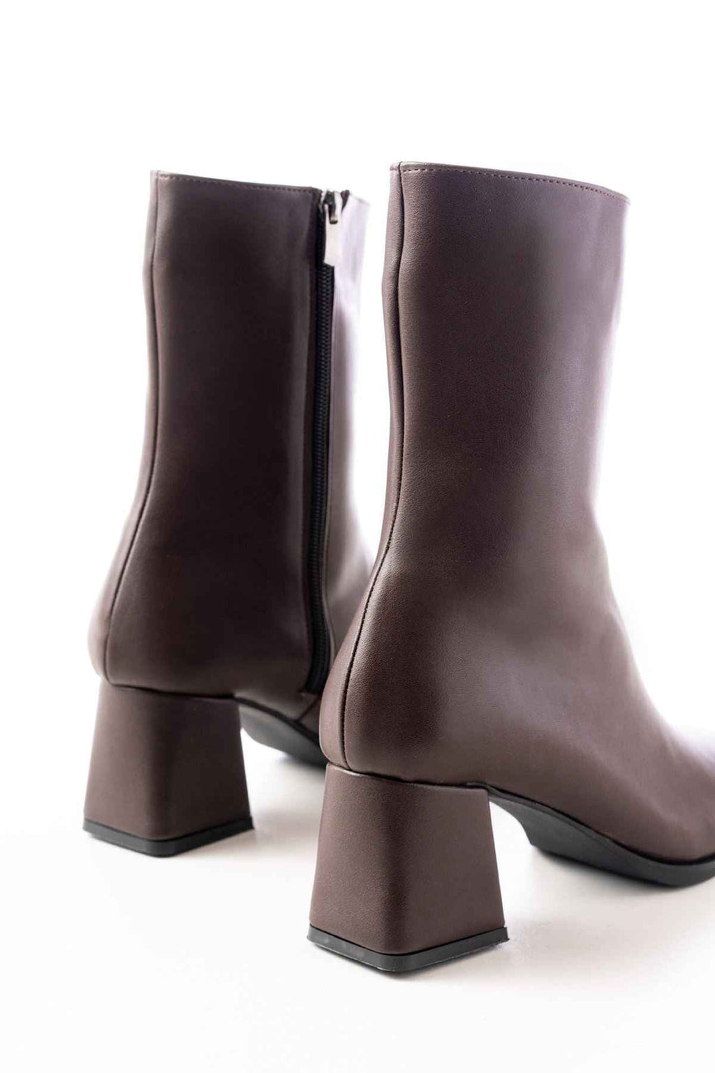 Ayakkabı Aşkı Msk-032 Kahve Topuklu Fermuarlı Kadın Bot