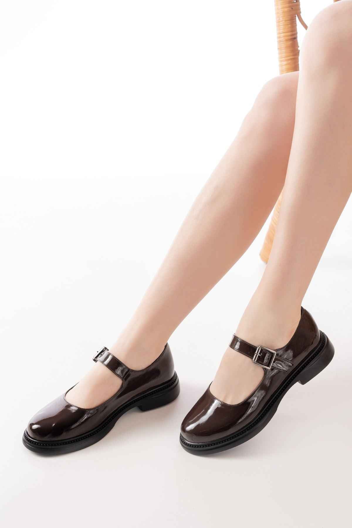 Ayakkabı Aşkı Ysn-4444 Kahve Rugan Günlük Bayan Ayakkabı