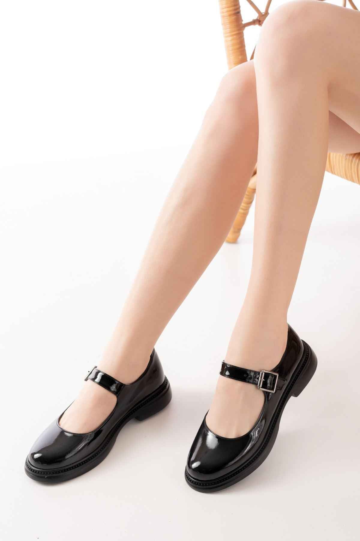 Ayakkabı Aşkı Ysn-4444 Siyah Rugan Günlük Bayan Ayakkabı