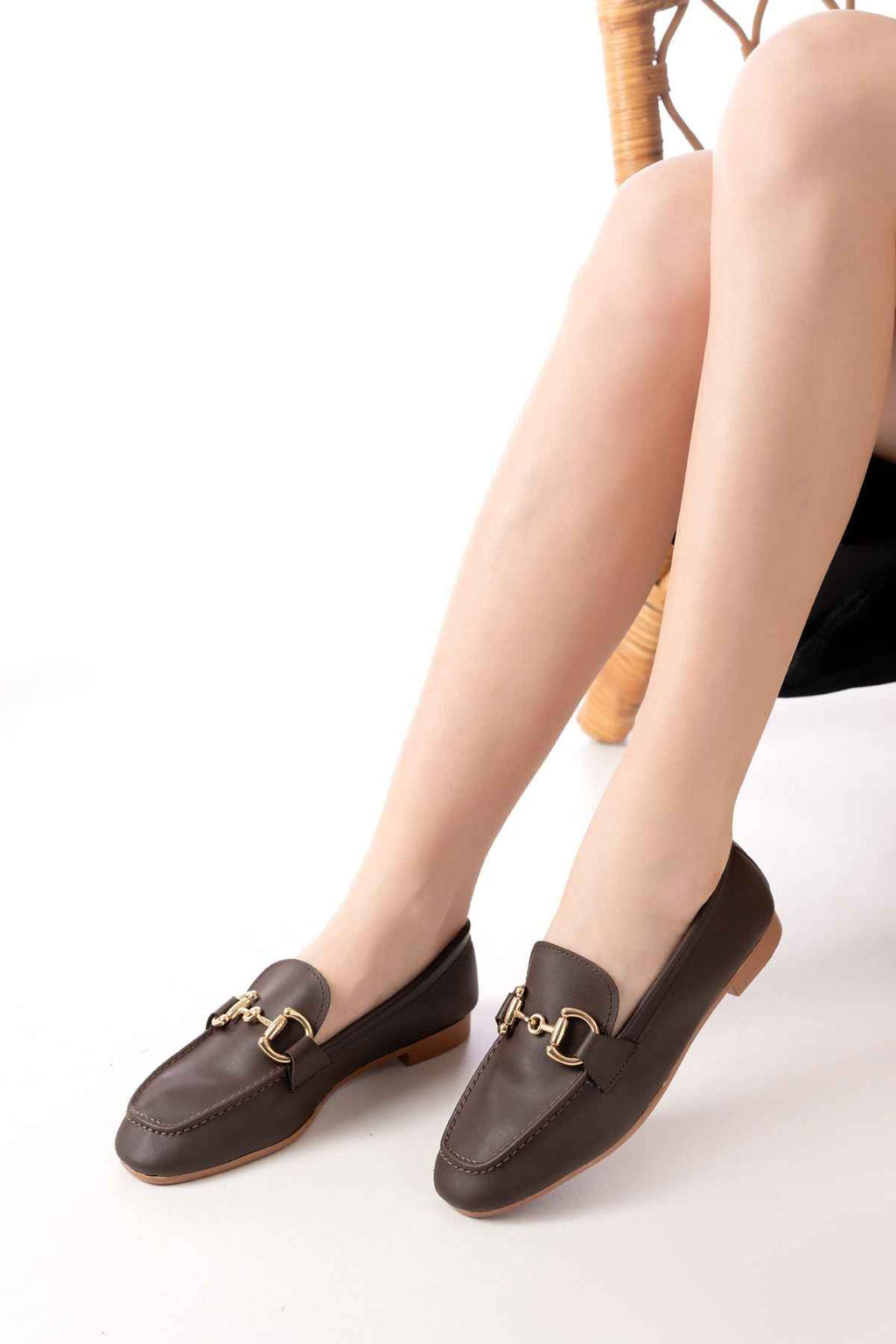 Ayakkabı Aşkı 303 Kahverengi Toka Aksesuarlı Günlük Kadın Babet