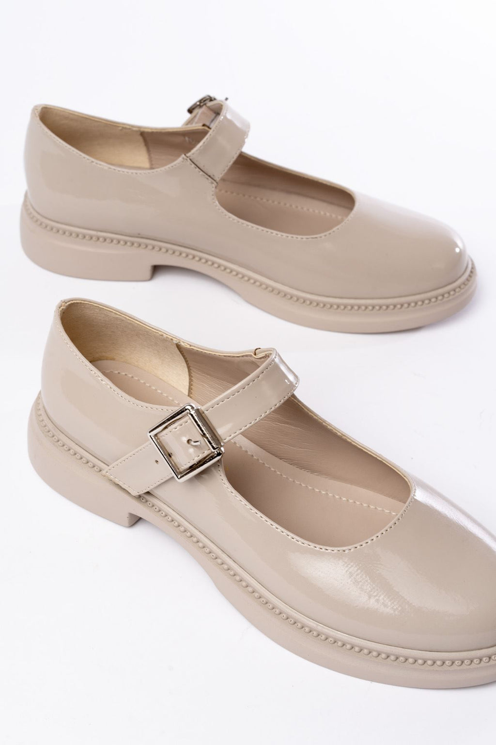 Ayakkabı Aşkı Bej Rugan Günlük Bayan Ayakkabı - Ayakkabı Aşkı